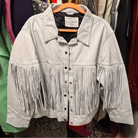 EUC Understated Leather Howling Moon White Fringe Western Leather Jacket L - Picture 5 of 8